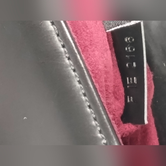 Marc Jacobs St.Marc Black  Leather handbag * * Made in Italy * - Picture 11 of 14